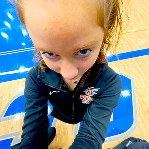 Meet your Posher, Elise